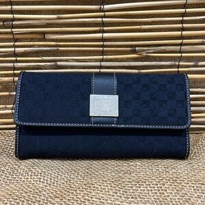 Liz Claiborne Vintage Black Wallet With Classic Signature LC Pattern